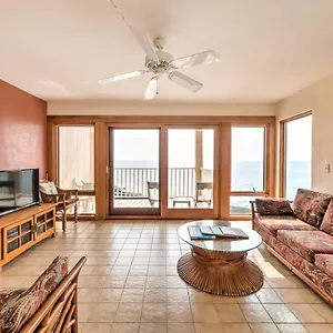 Oceanfront Townhome With Pool And Views! Holiday home Kailua-Kona