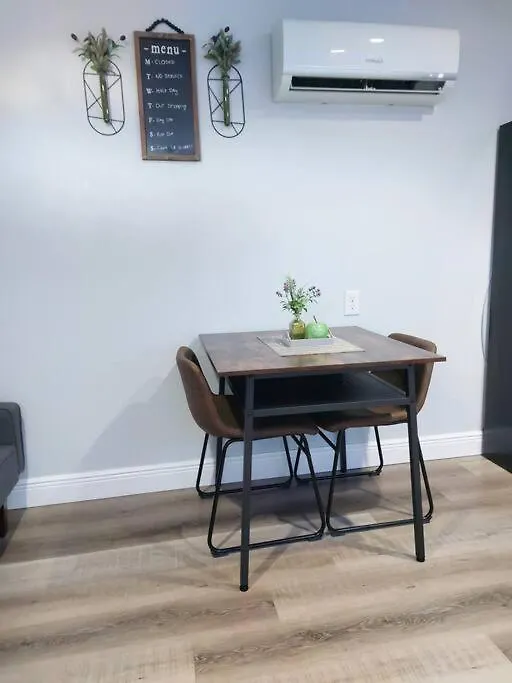 Torres Tiny Home Midtown Westtampa Rjs Apartment