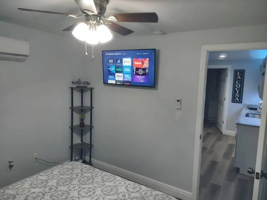 Torres Tiny Home Midtown Westtampa Rjs 0*, Tampa United States