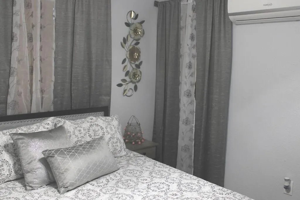 Apartment Torres Tiny Home Midtown Westtampa Rjs